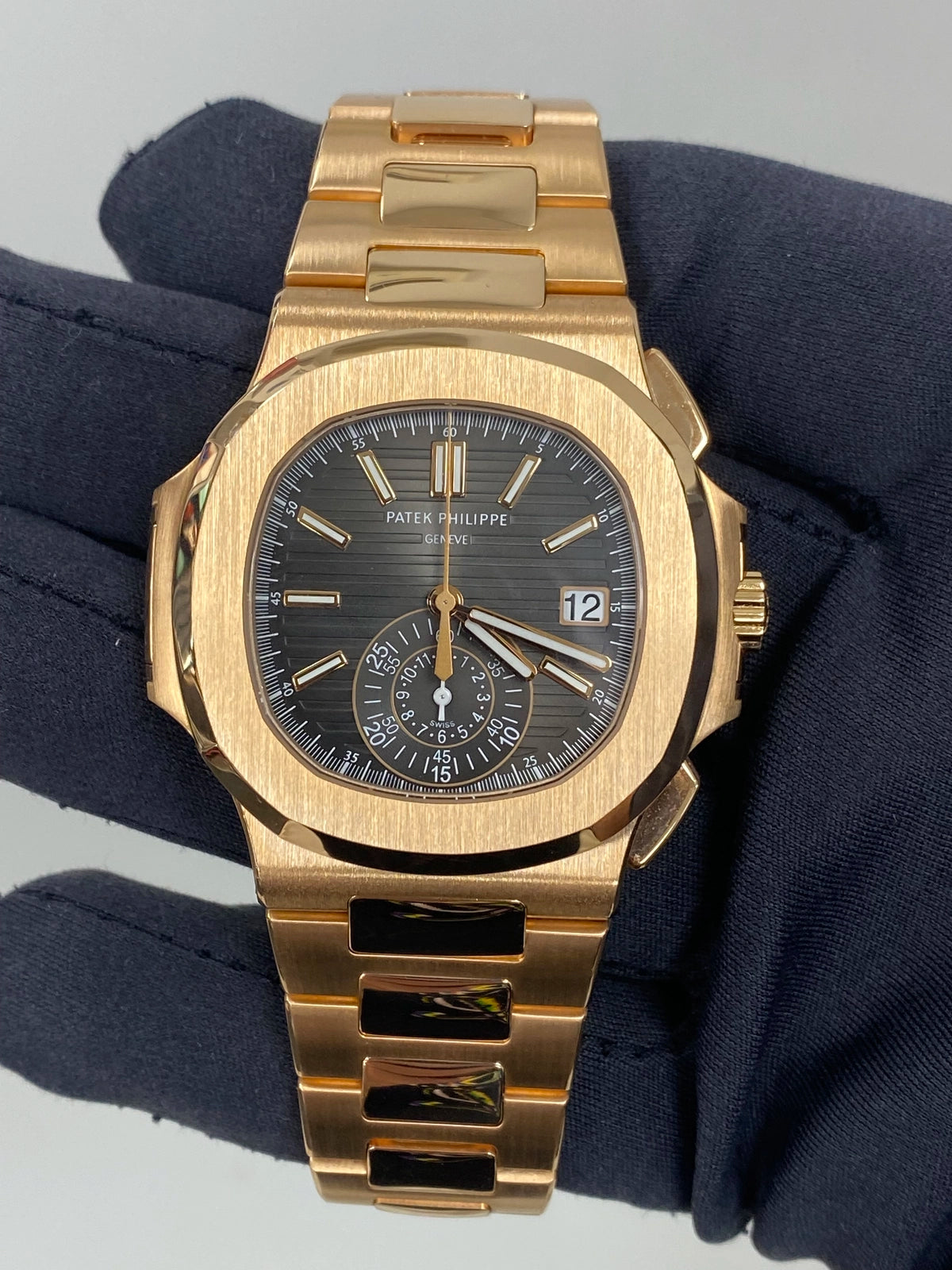 Patek Philippe Nautilus 5980/1R-001 Complete 2016