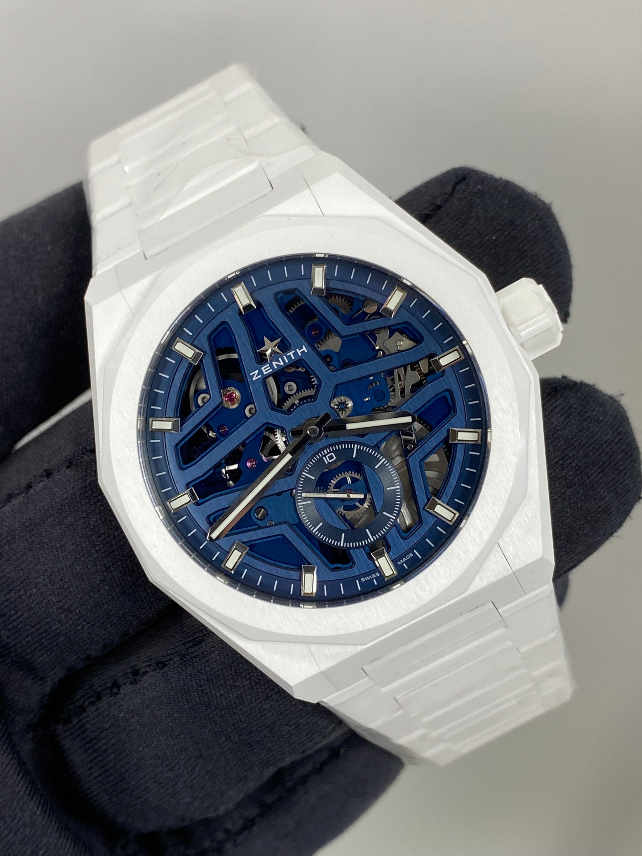 Zenith Defy Skyline 49.9301.3620.79 Complete 2026