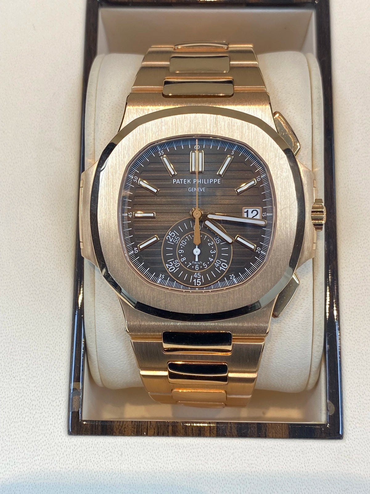 Patek Philippe Nautilus 5980/1R-001 Complete 2016