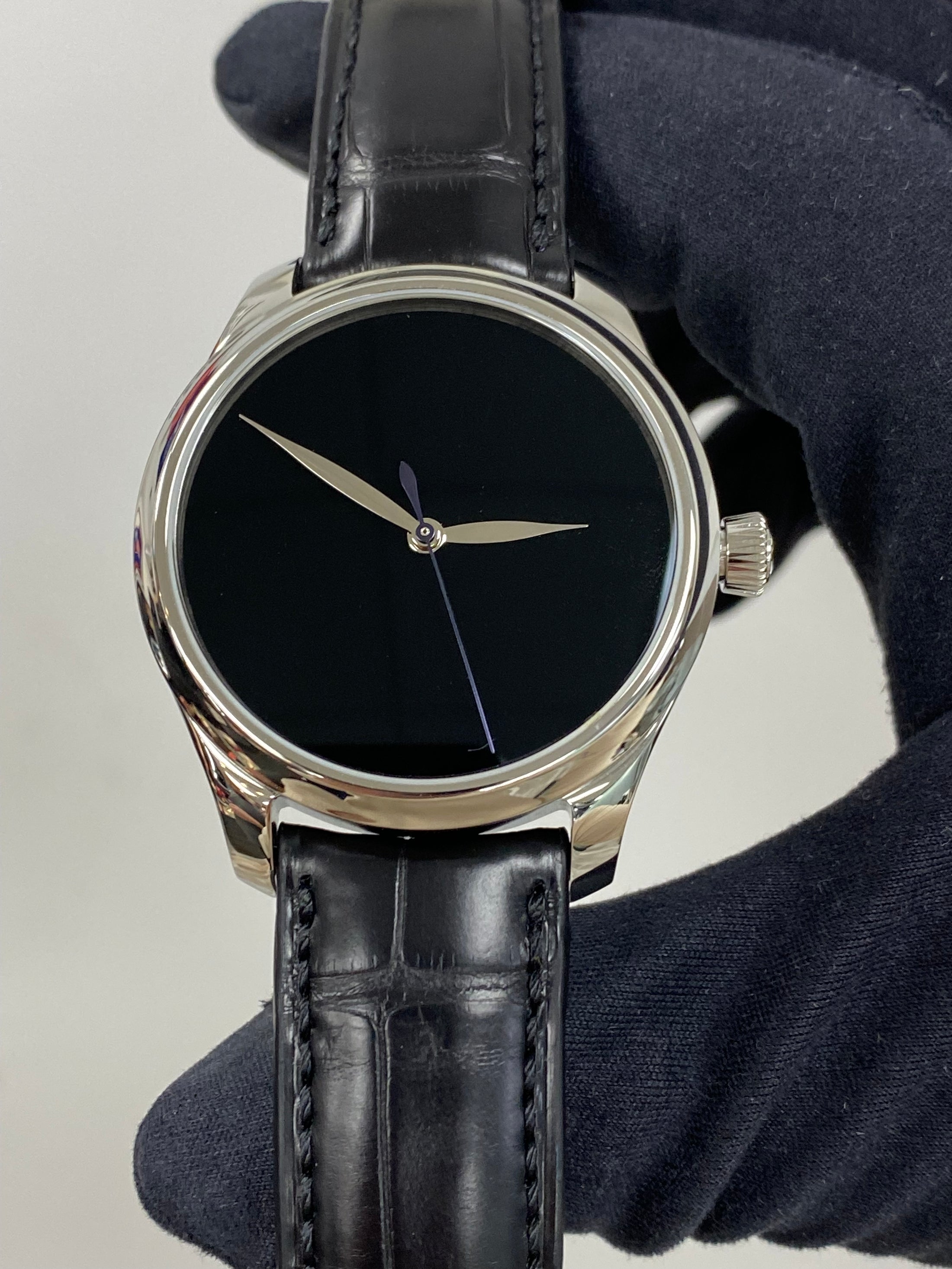 H. Moser & Cie Endeavour Centre Seconds 1200-1239 Complete 2025