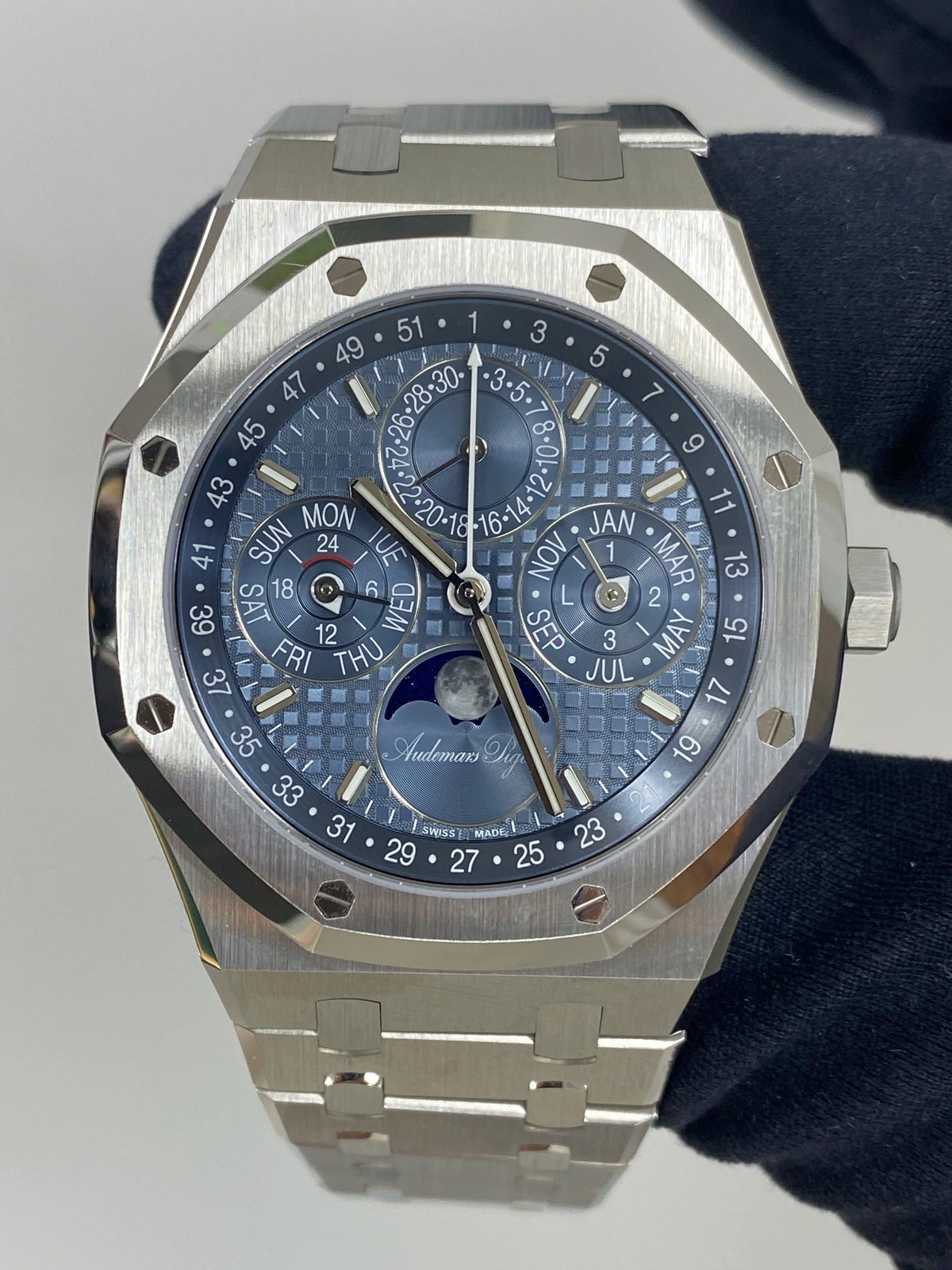 AUDEMARS PIGUET Royal Oak Perpetual Calendar 26674ST Complete 2025