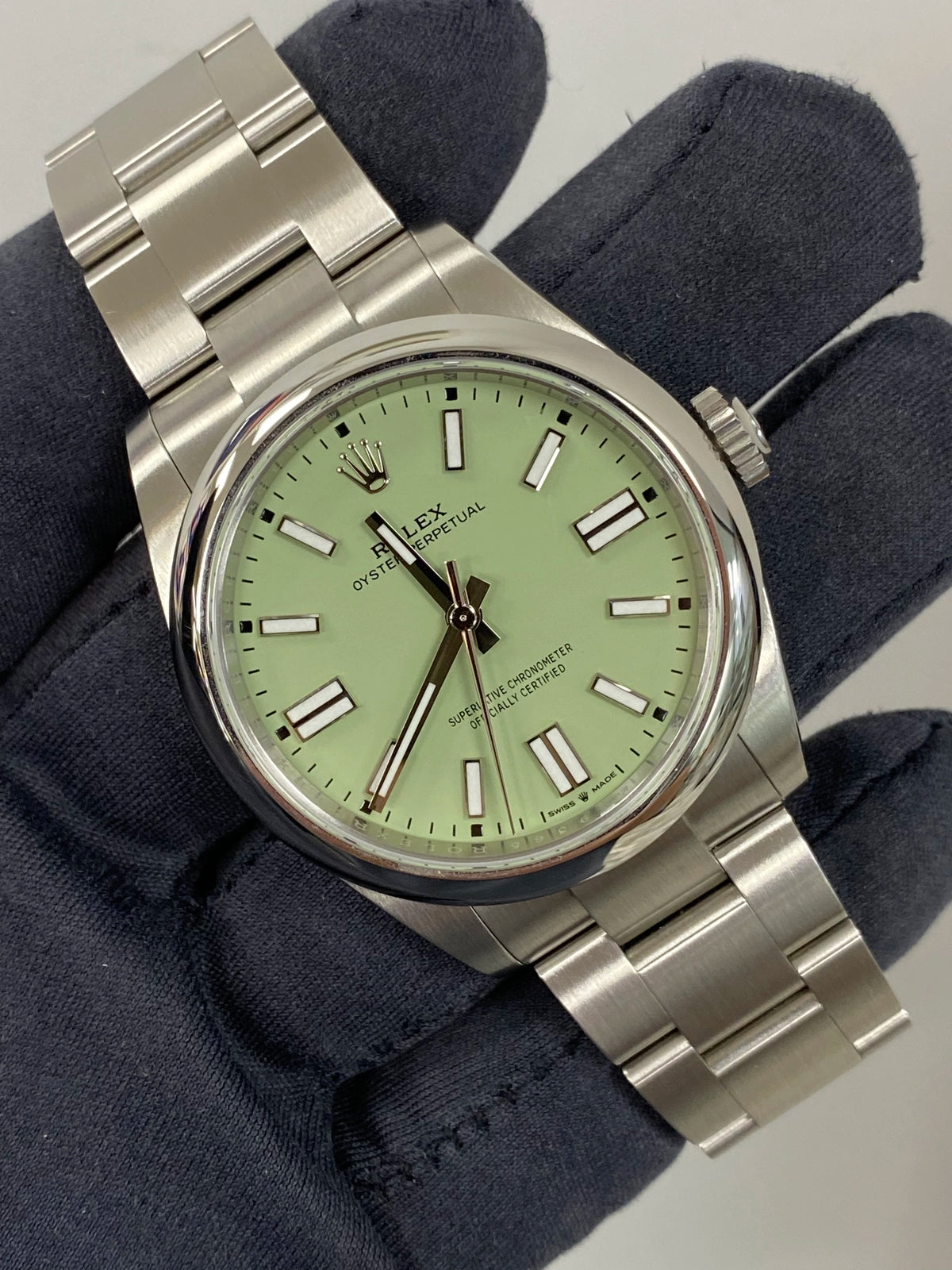 Rolex Oyster Perpetual 41 134300 — listing photograph