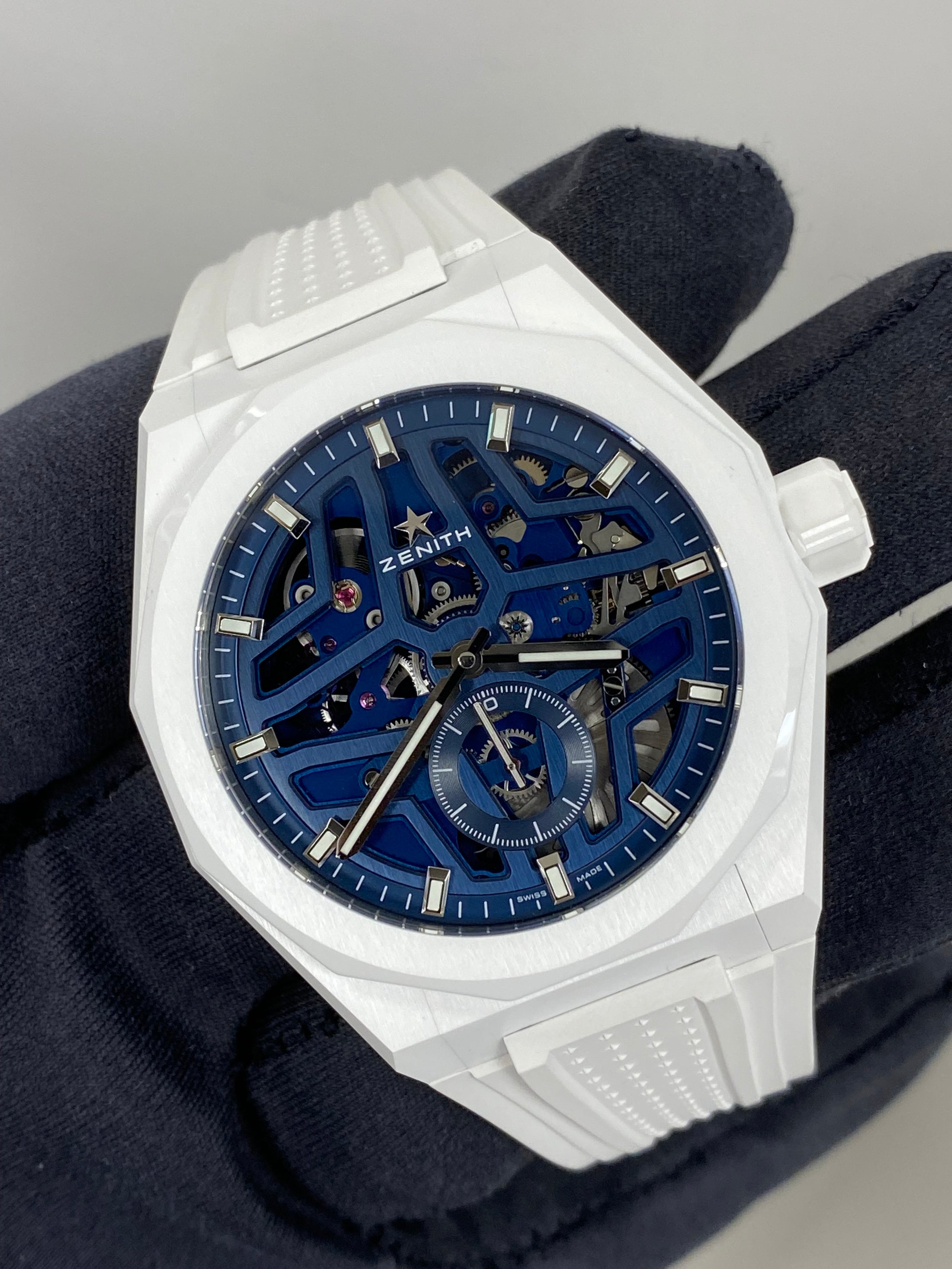 Zenith Defy Skyline 49.9301.3620.79 Complete 2026