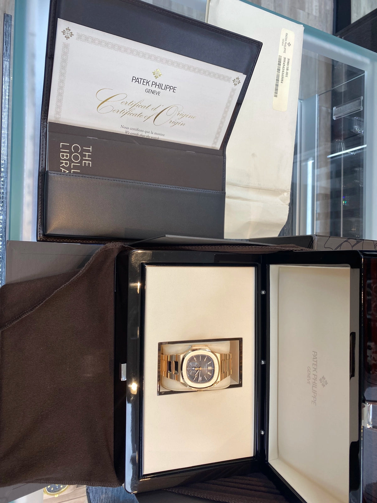 Patek Philippe Nautilus 5980/1R-001 Complete 2016