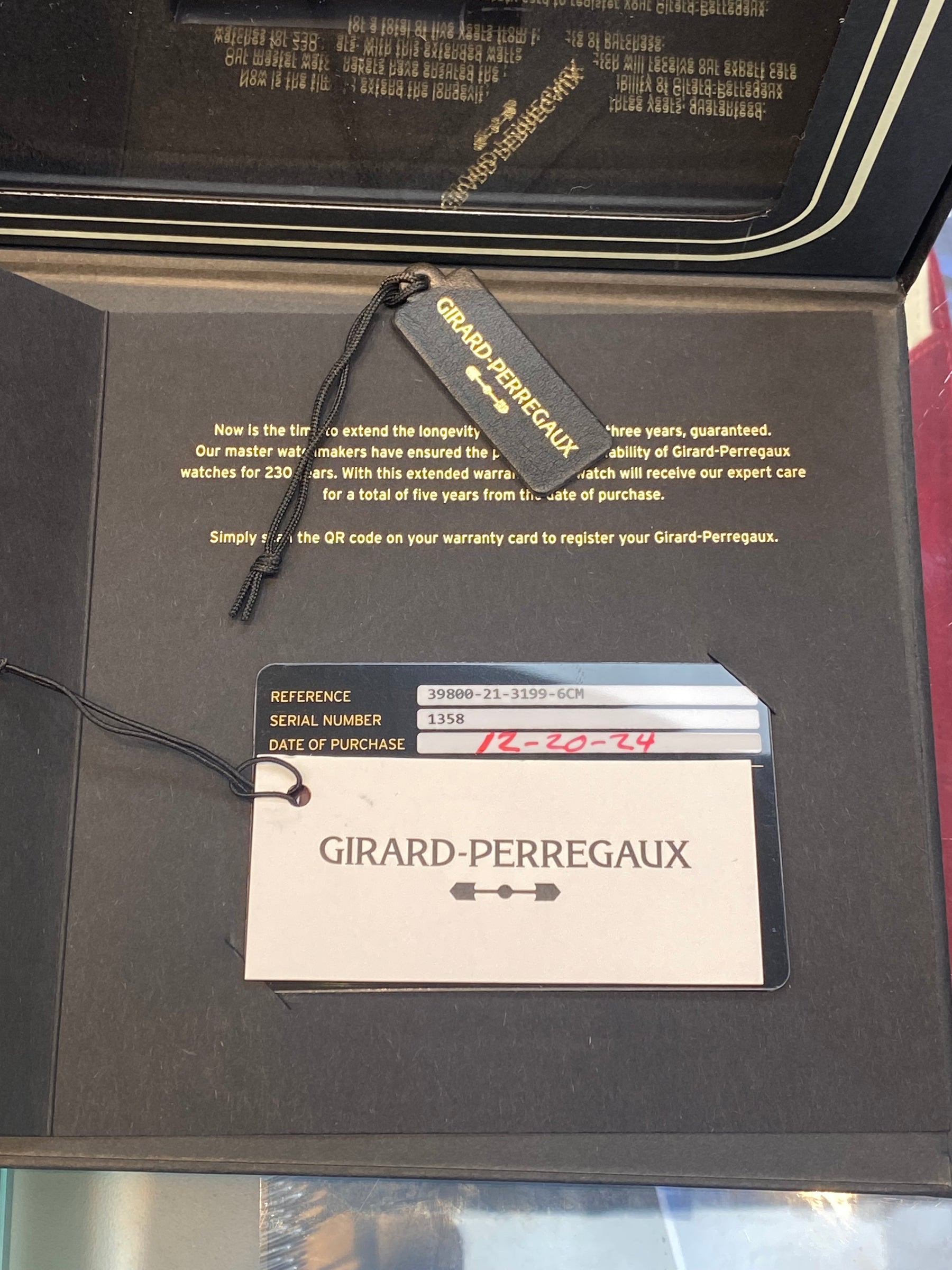Girard Perregaux Casquette 39800-21-3199-6CM Complete 2024