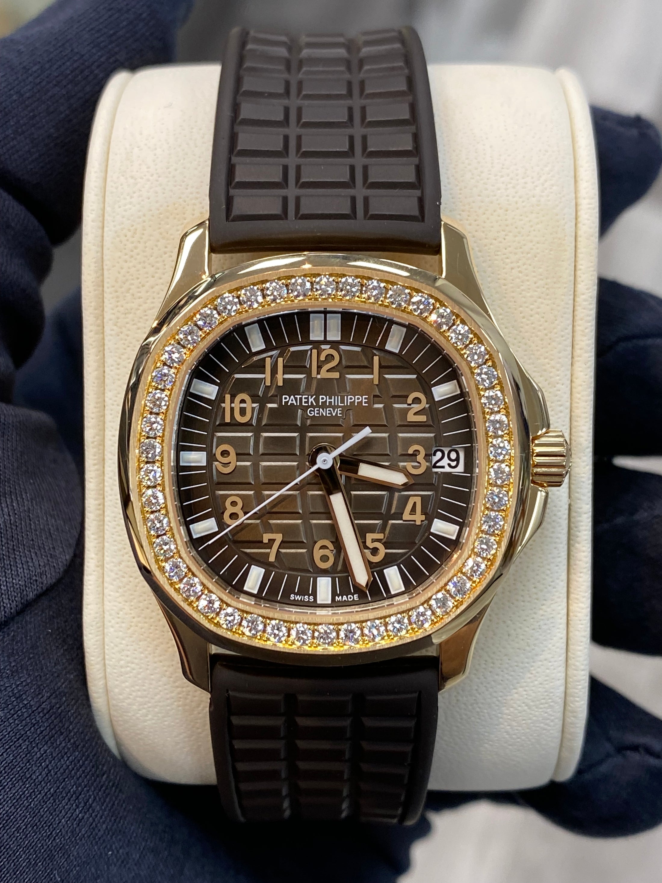 Patek Philippe Aquanaut 5068R Papers 2015